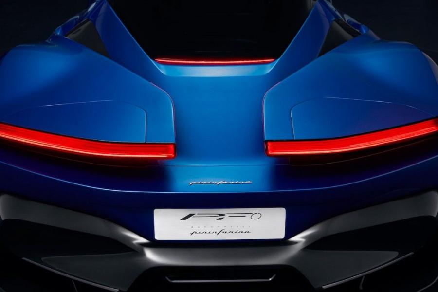  Pininfarina Battista Iconica 2019 года  (фото 5 из 25)